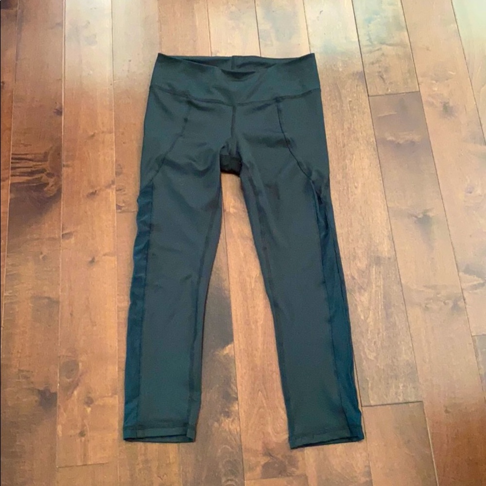 Satva Leggings With mesh cut out sides